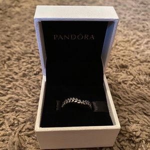 Pandora ring
